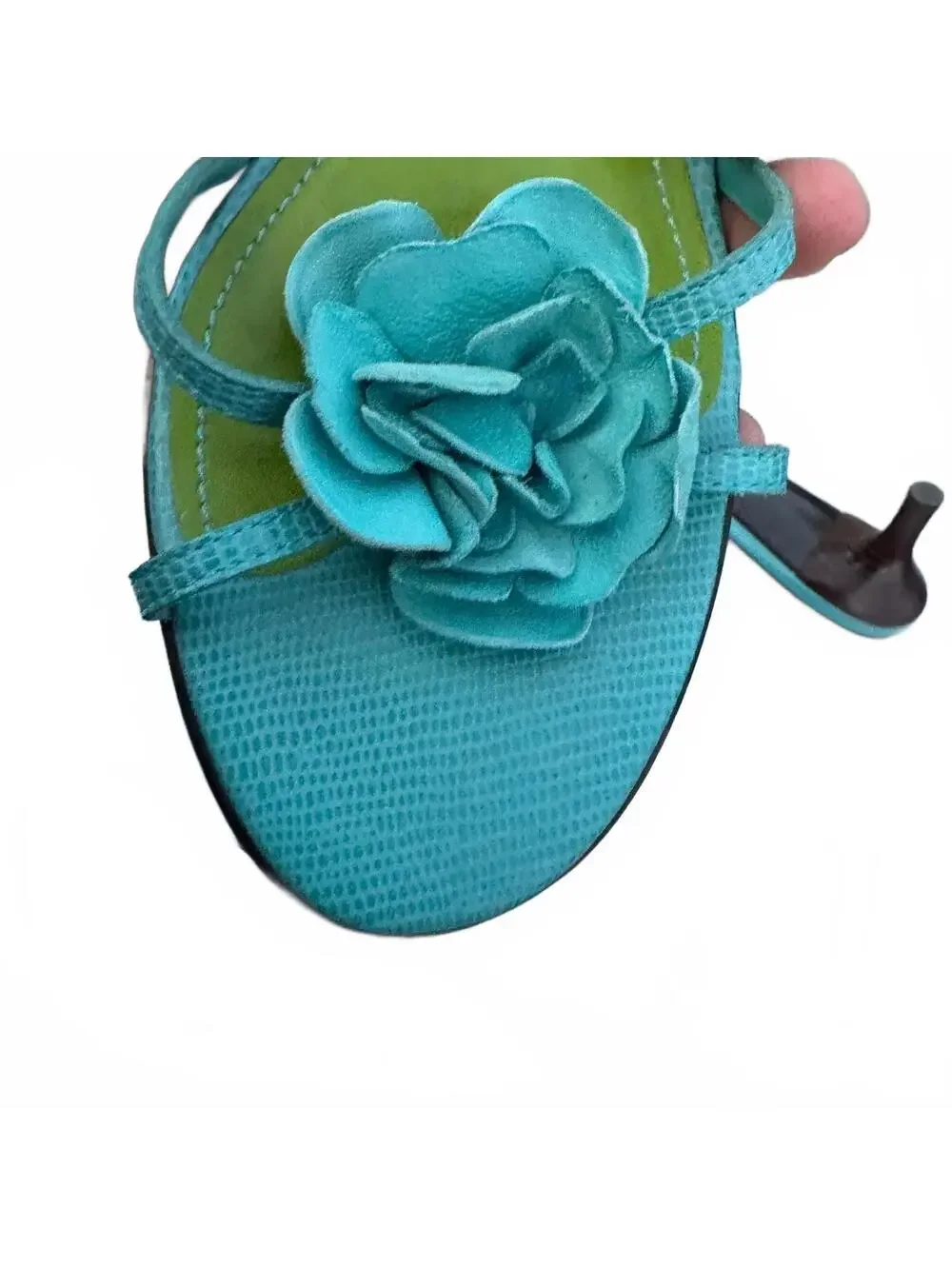 Lauren Ralph Lauren Jasmin 9.5B Blue Floral Applique Kitten Heel Sandals